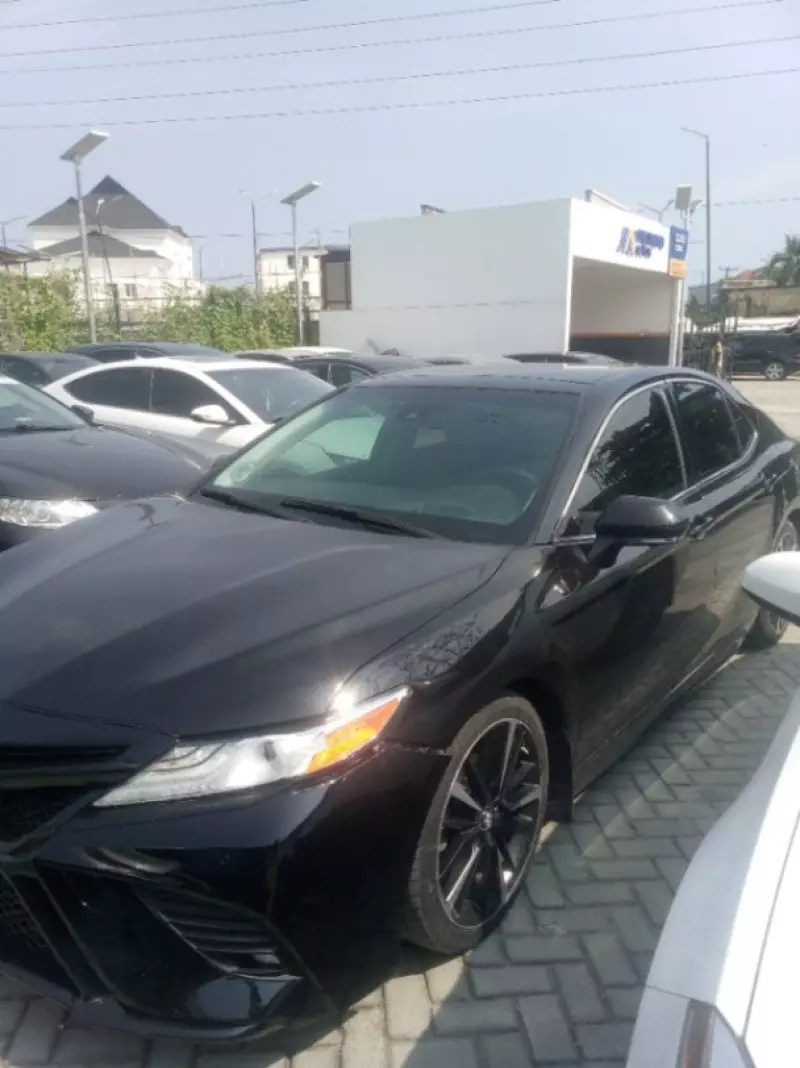 Toyota Camry   - 2017