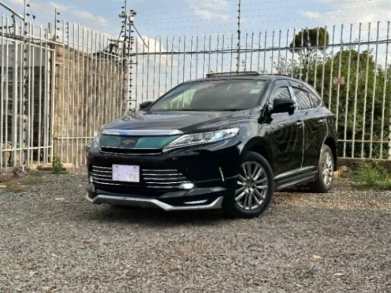 Toyota Harrier   - 2018