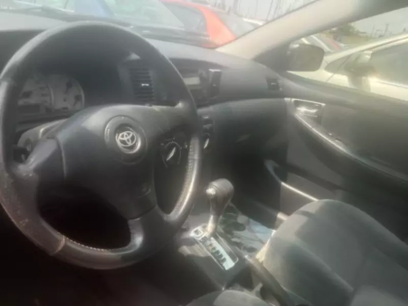 Toyota Corolla   - 2013