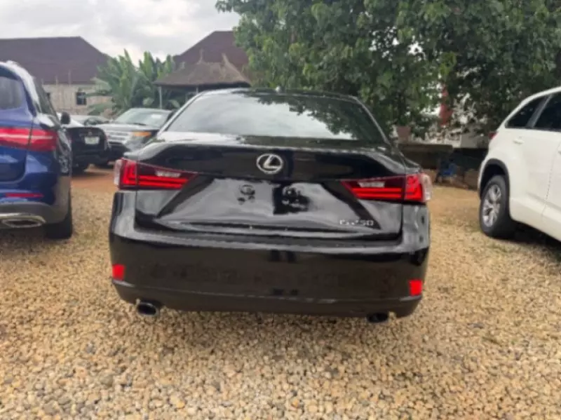Lexus IS 250   - 2014