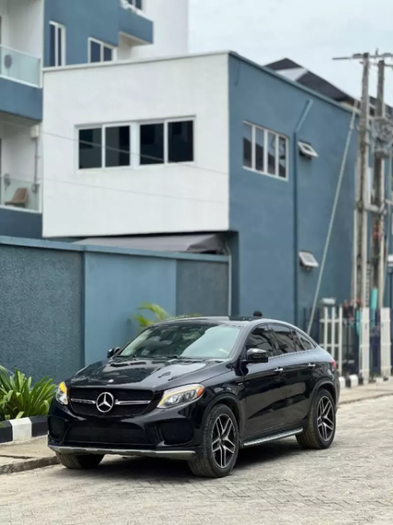 Mercedes-Benz GLE-Class   - 2016