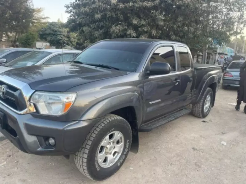 Toyota Tacoma