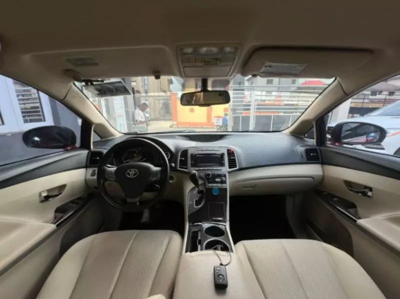 Toyota Venza   - 2010