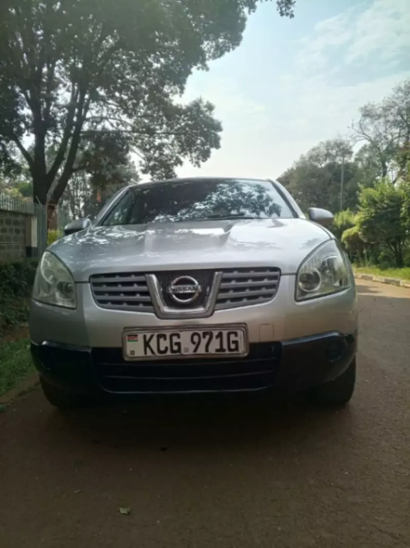 Nissan Dualis    - 2014