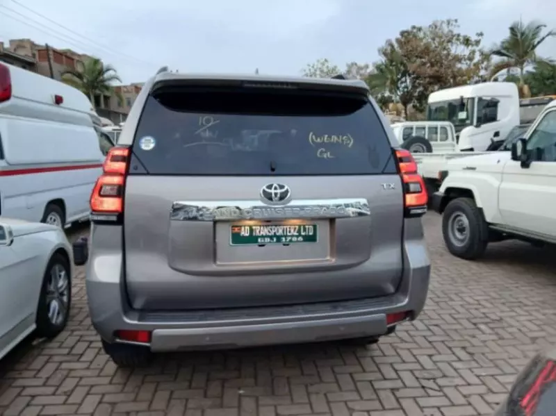 Toyota Landcruiser Prado