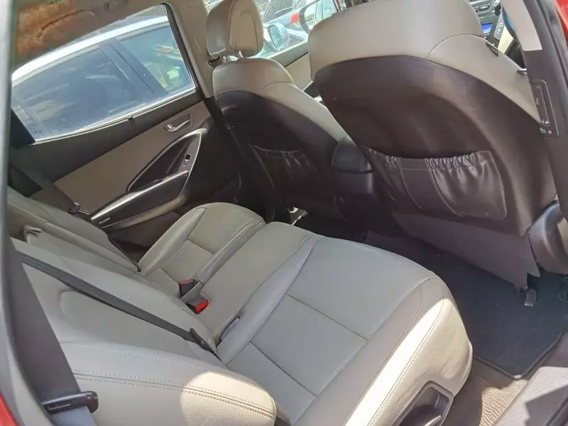 Hyundai Santa Fe   - 2013