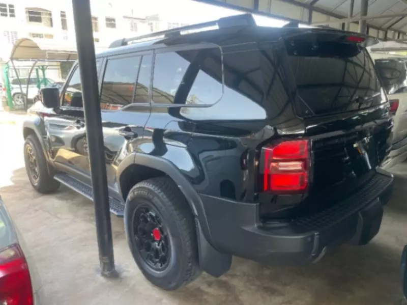 Toyota Land Cruiser   - 2025