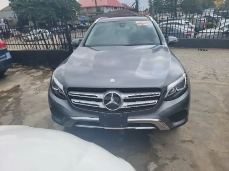 Mercedes-Benz GLC 300   - 2019