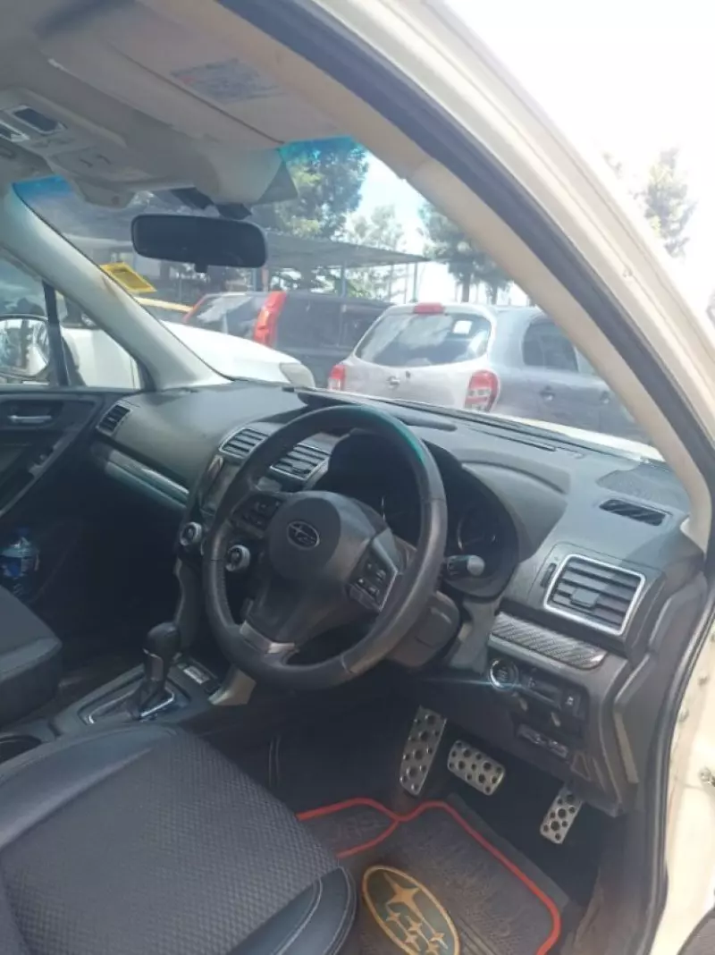 Subaru Forester   - 2015