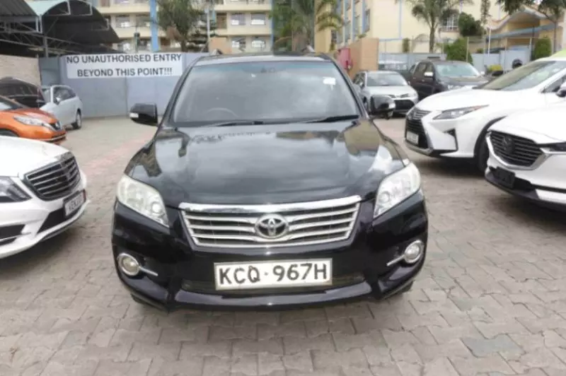 Toyota Vanguard    - 2011