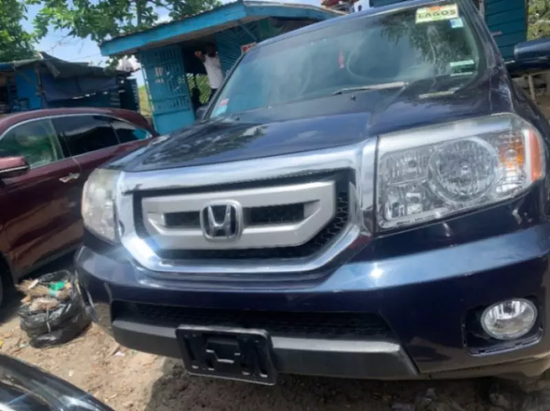 Honda Pilot   - 2011