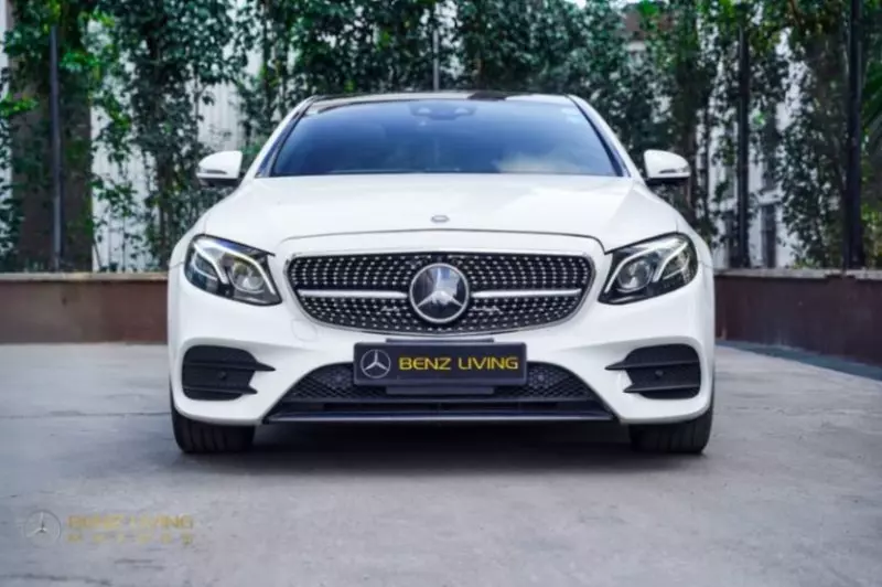 Mercedes-Benz E 200   - 2016