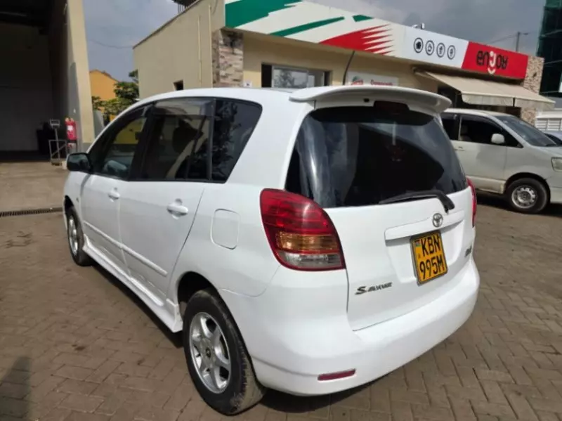 Toyota Spacio   - 2004