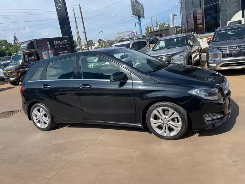 Mercedes-Benz B 200   - 2017