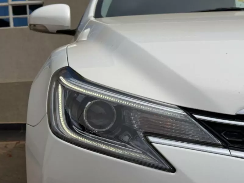 Toyota Mark X   - 2016