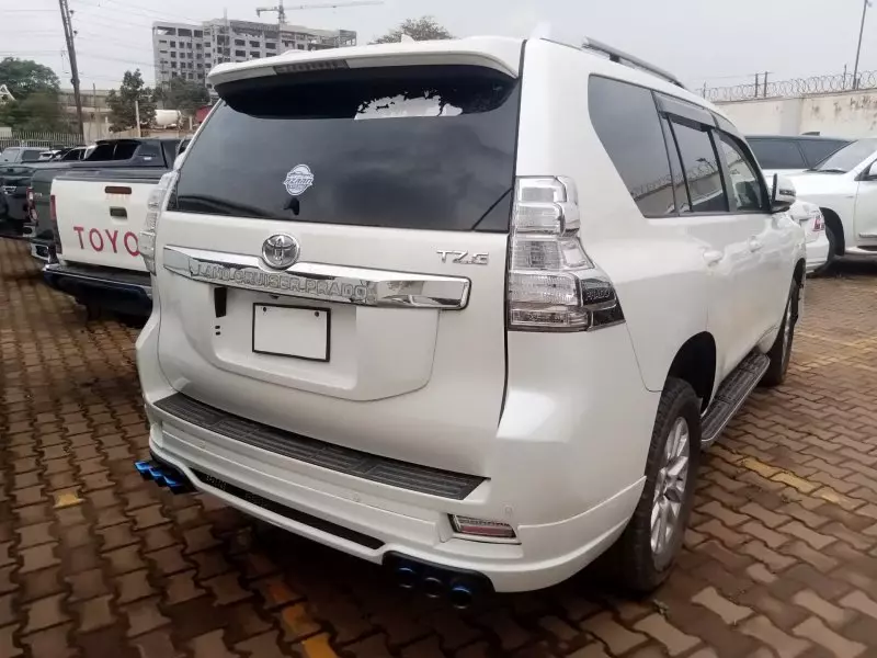 Toyota Landcruiser Prado