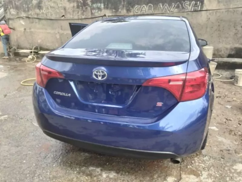 Toyota corolla   - 2014
