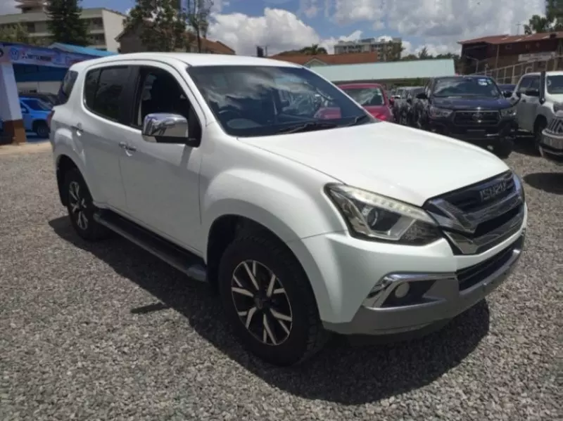 Isuzu MUX   - 2019