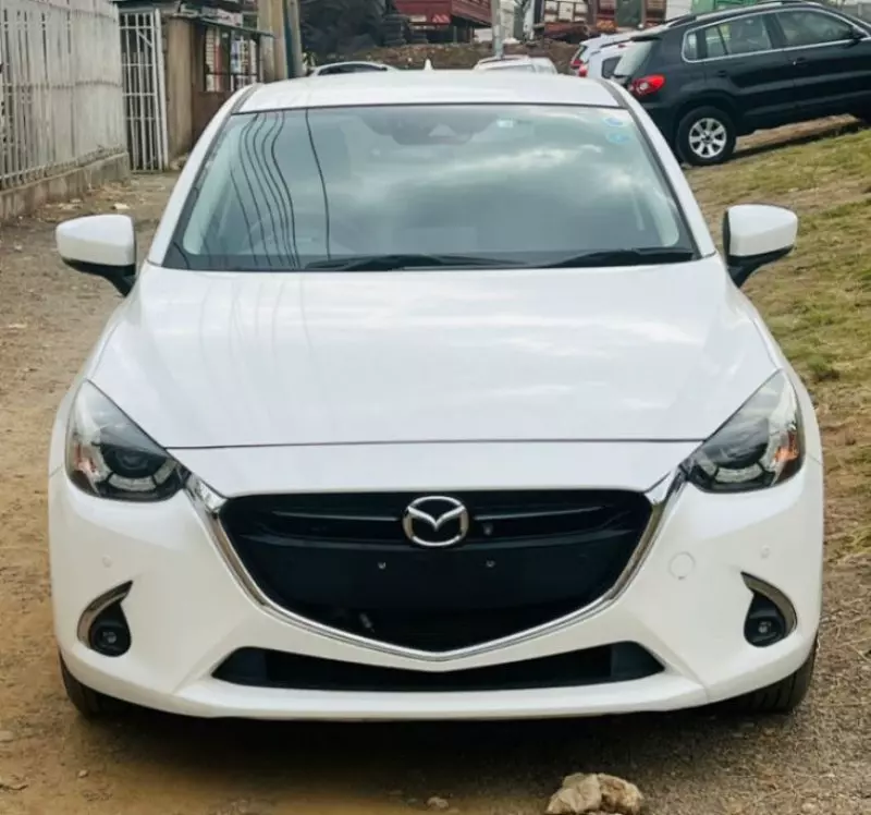 Mazda Demio   - 2018
