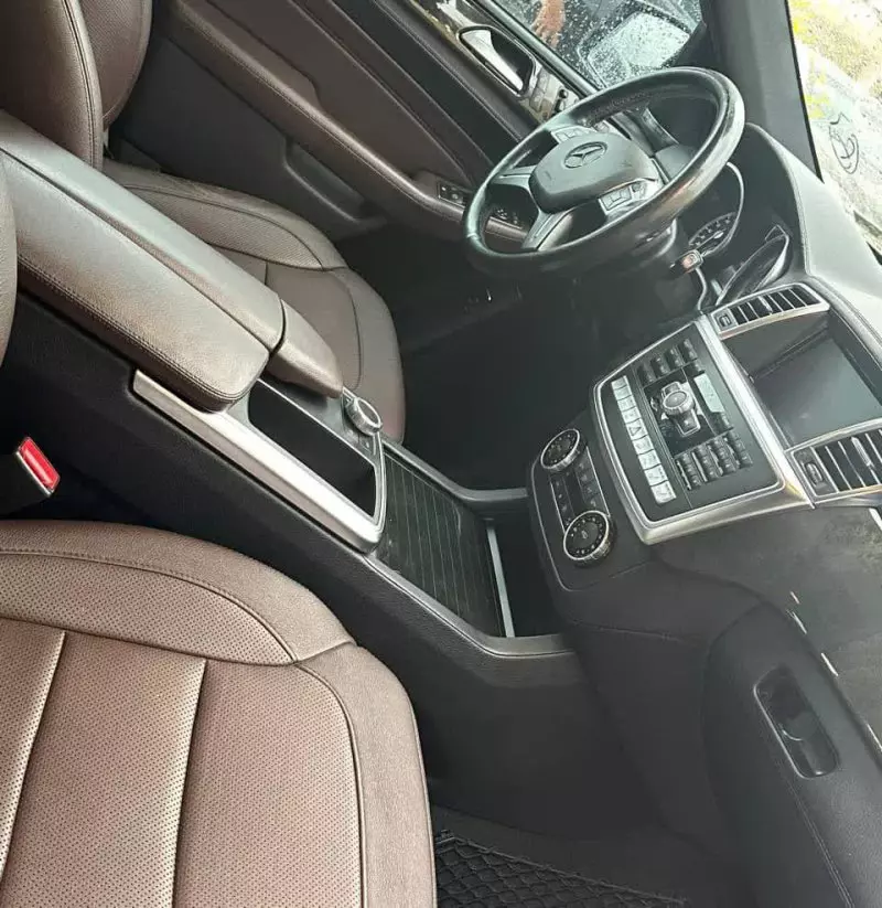 Mercedes-Benz ML 350   - 2013