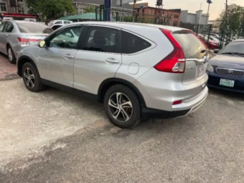 Honda CR-V   - 2016