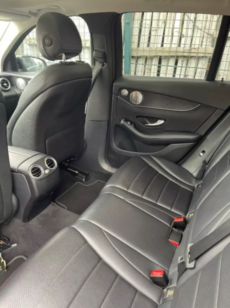 Mercedes-Benz GLC 300   - 2016