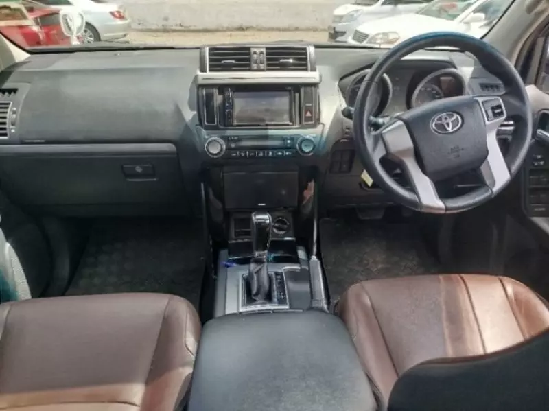 Toyota Prado   - 2017