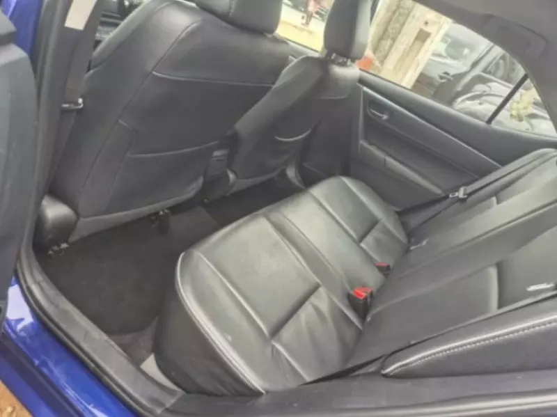Toyota Camry   -