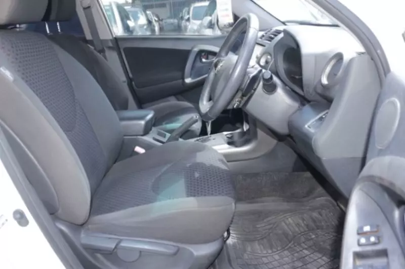 Toyota Vanguard    - 2013