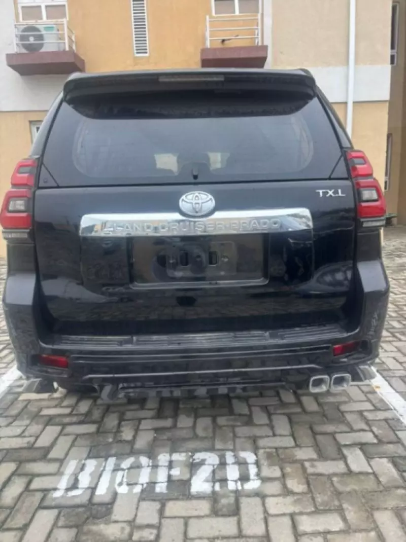 Toyota Landcruiser Prado - 2015