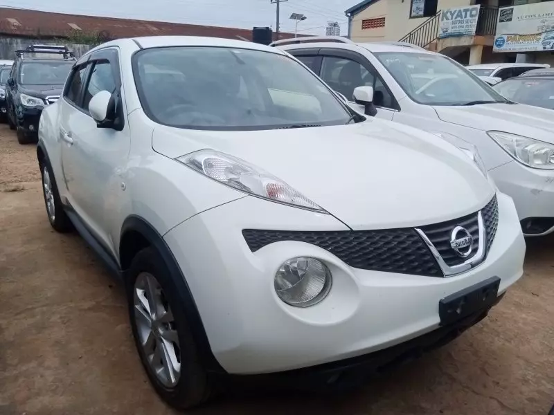Nissan Juke   - 2012