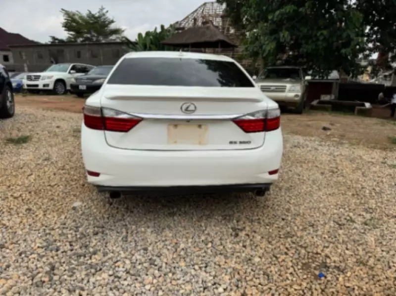 Lexus ES 350   - 2013