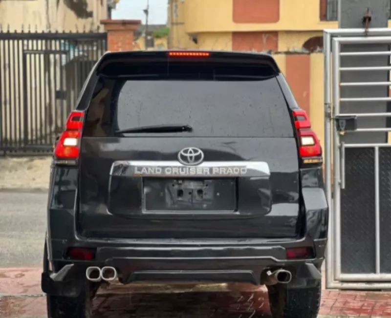 Toyota Land Cruiser   - 2007