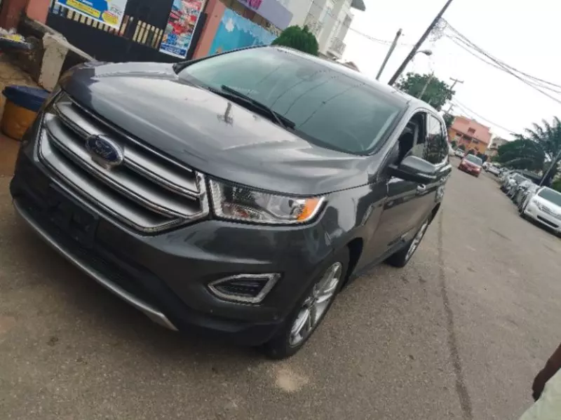 Ford Edge   - 2016