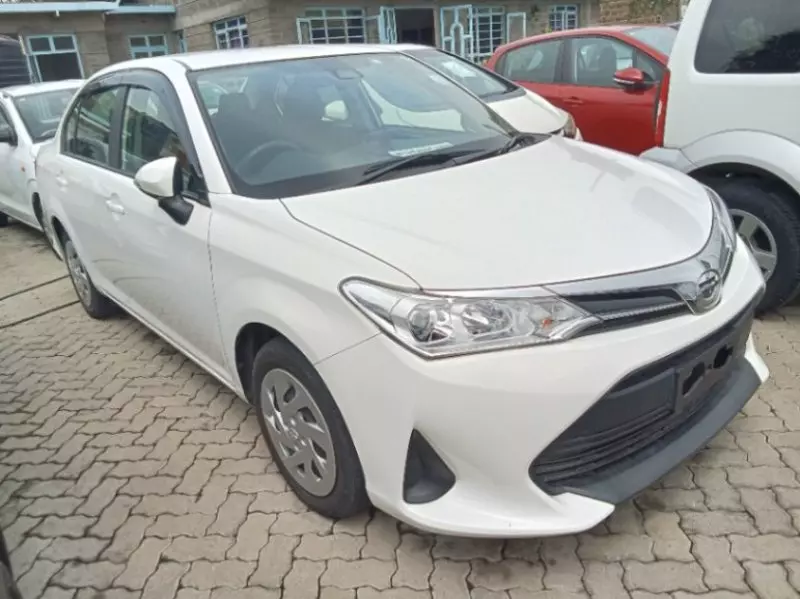 Toyota Axio    - 2018