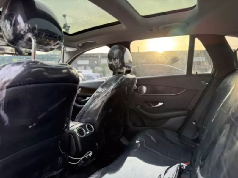 Mercedes-Benz GLC 300   - 2016
