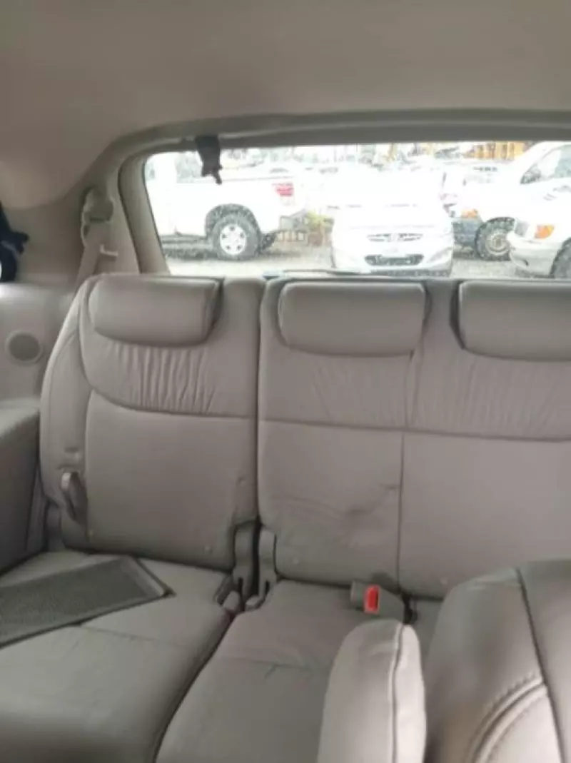 Toyota Sienna - 2006