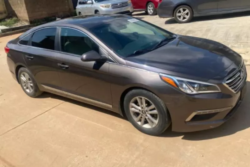 Hyundai Sonata   - 2015