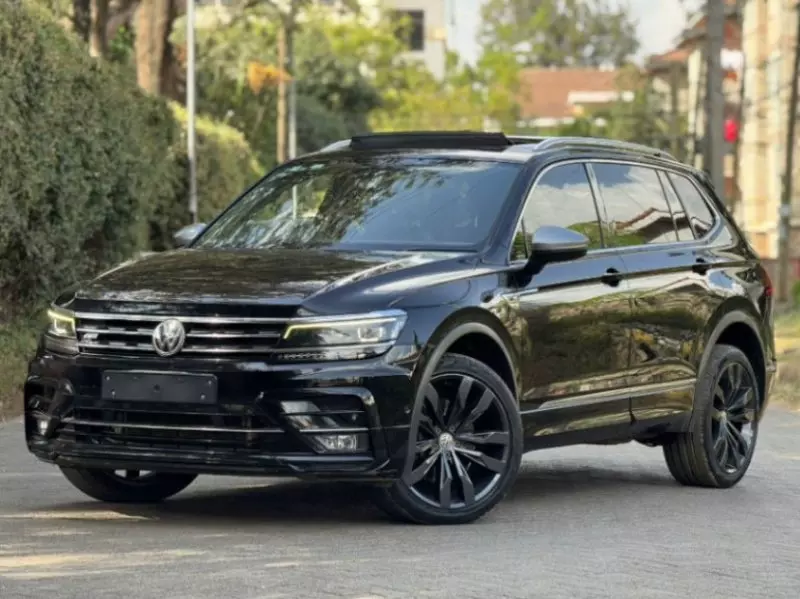 Volkswagen Tiguan   - 2014