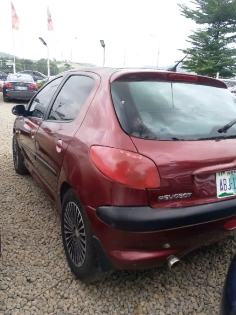 Peugeot 206   - 2005