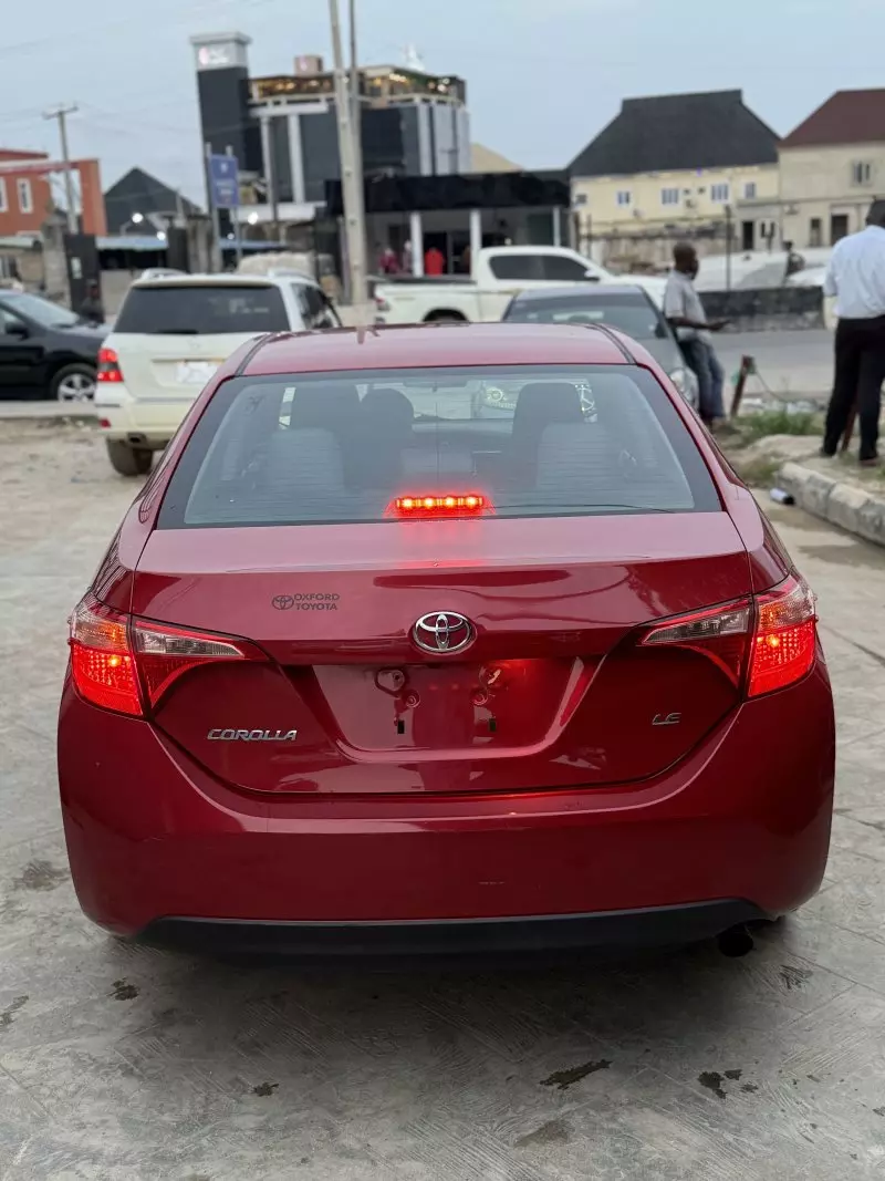 Toyota corolla   - 2018