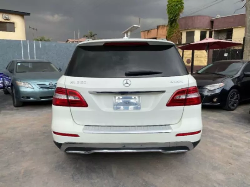 Mercedes-Benz ML 350   - 2012