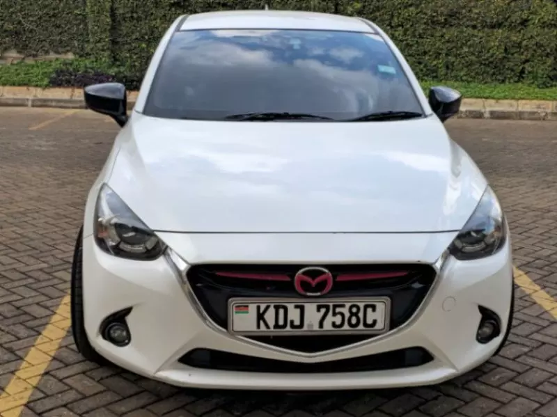 Mazda Demio   - 2015