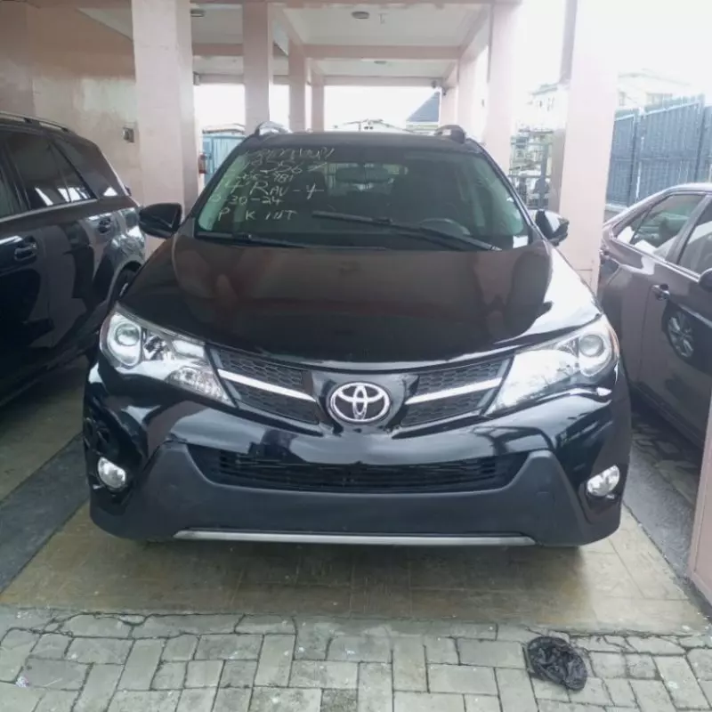 Toyota RAV4   - 2014