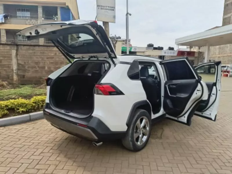 Toyota Rav 4 Hybrid   - 2020
