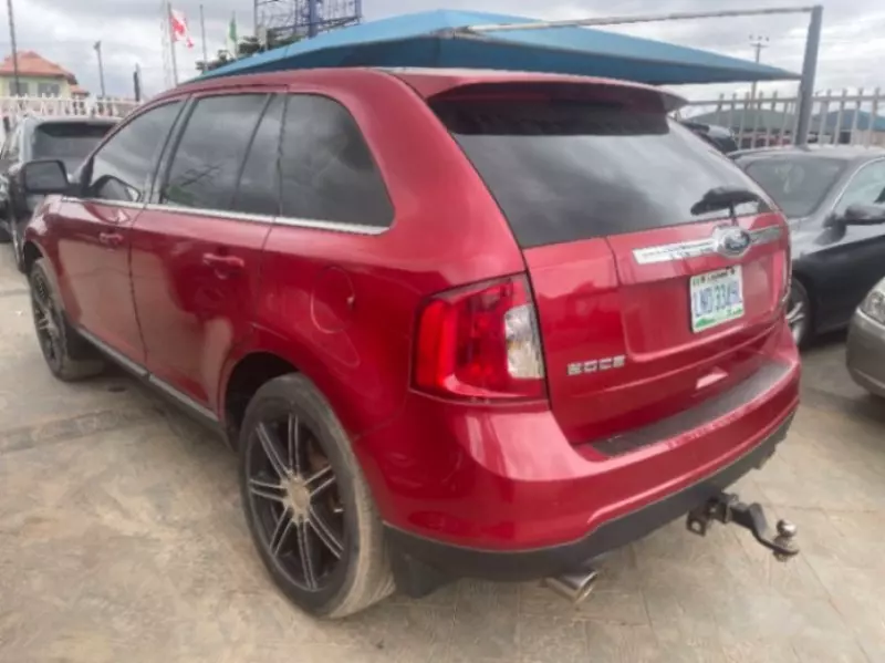 Ford Edge 3.5L    - 2011