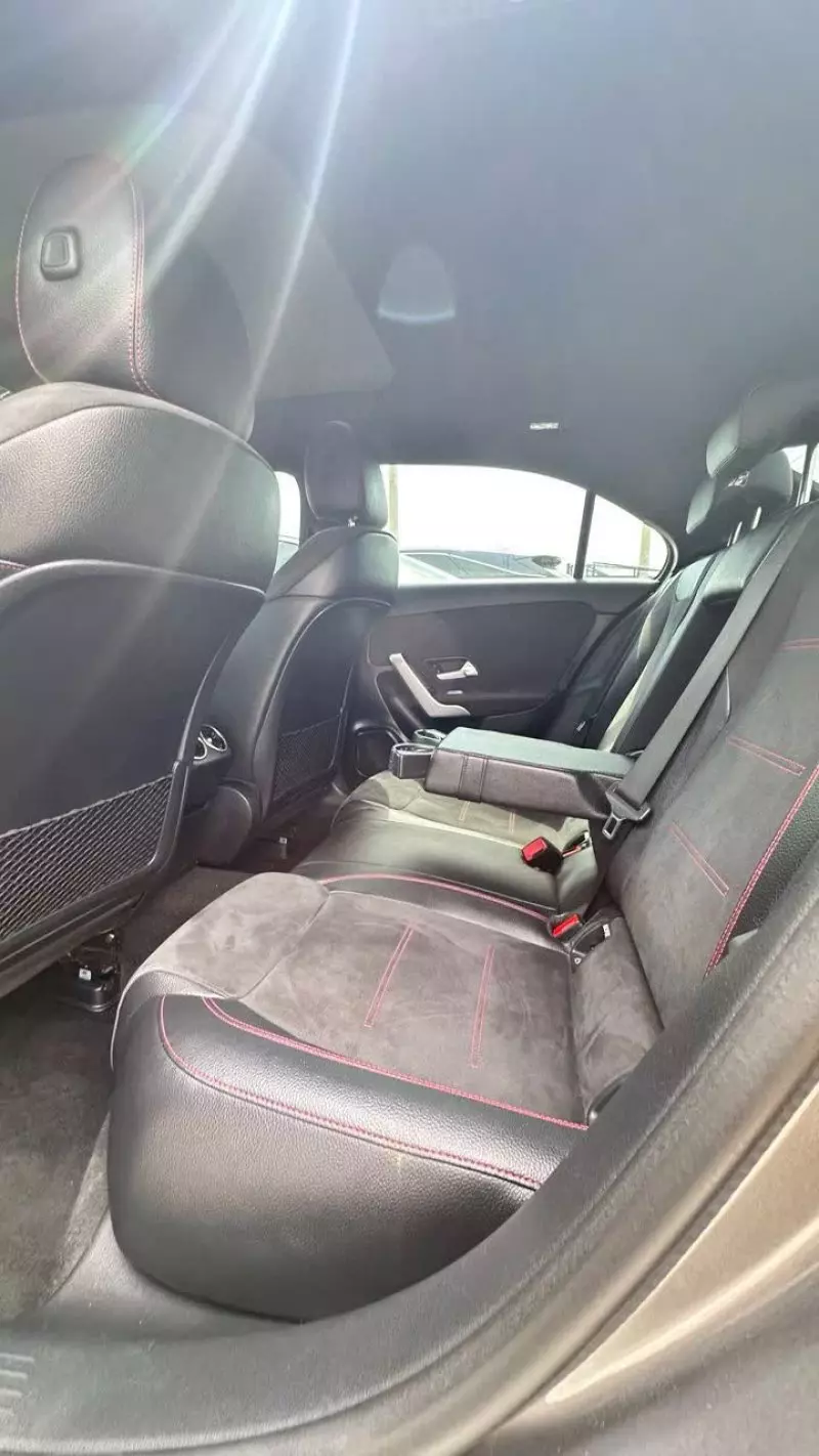 Mercedes-Benz GLE-Class   - 2021