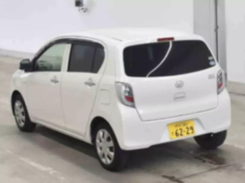 Daihatsu Mira    - 2016