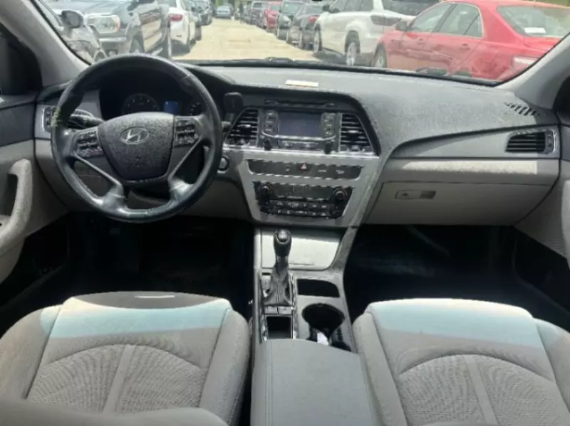 Hyundai Sonata   - 2015