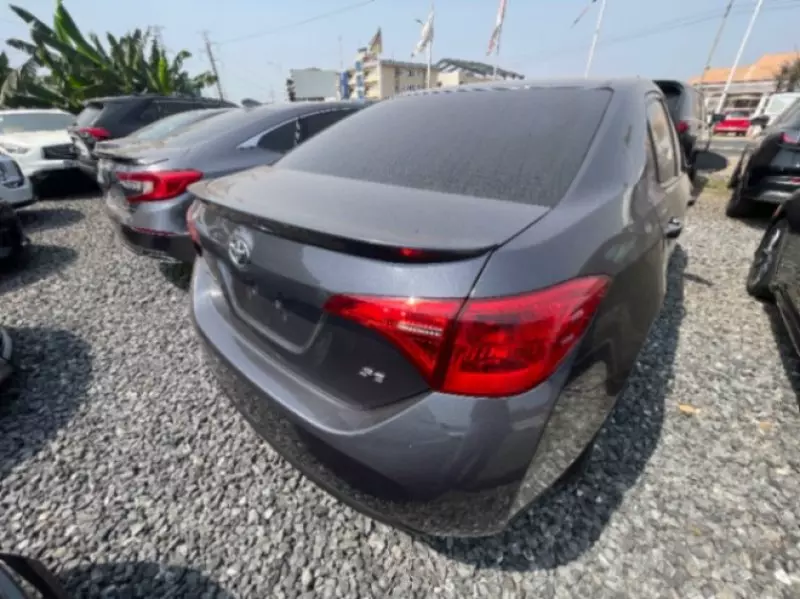 Toyota Corolla   - 2017